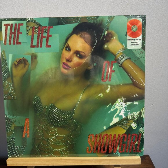 Taylor Swift vinyl record The Life Of A Showgirl - Picture 2 of 4